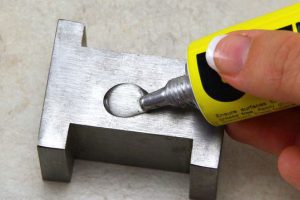 چسب-مخصوص-آهن-به-آهن