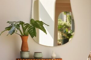 روش استفاده از چسب آینه